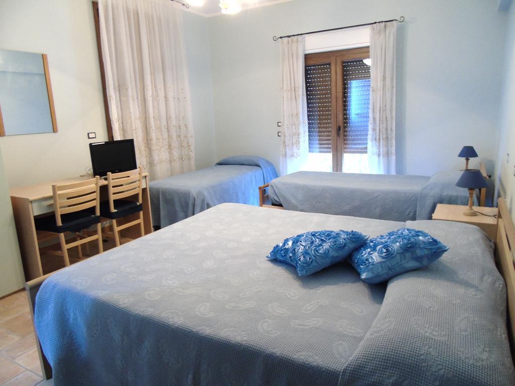 토티 Agriturismo Poponi 빌라 객실 사진