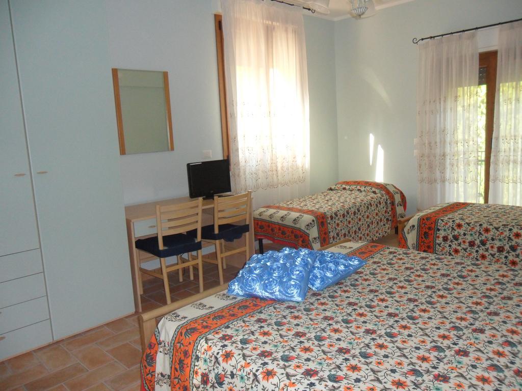 토티 Agriturismo Poponi 빌라 객실 사진