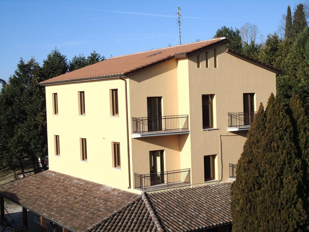 토티 Agriturismo Poponi 빌라 외부 사진