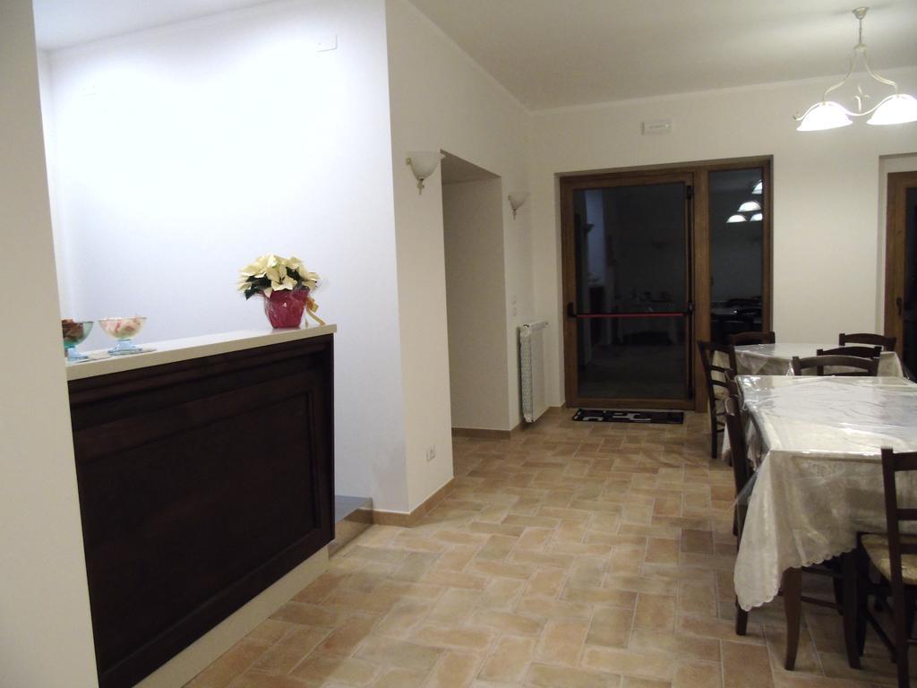 토티 Agriturismo Poponi 빌라 외부 사진