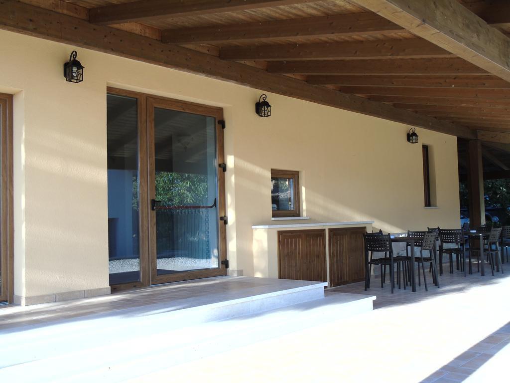 토티 Agriturismo Poponi 빌라 외부 사진