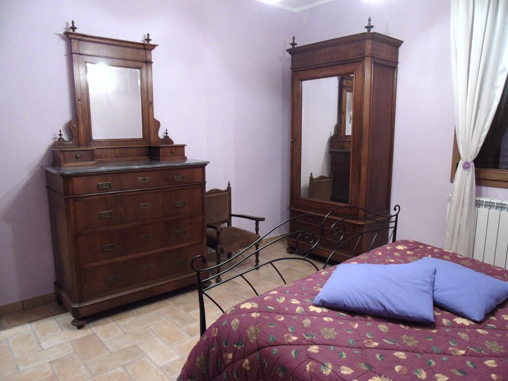 토티 Agriturismo Poponi 빌라 외부 사진