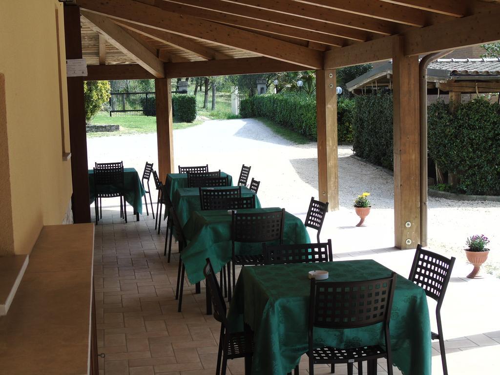 토티 Agriturismo Poponi 빌라 외부 사진